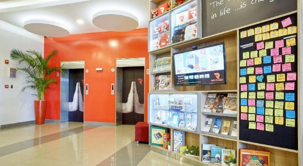 Red Planet Manila Aseana City image 15