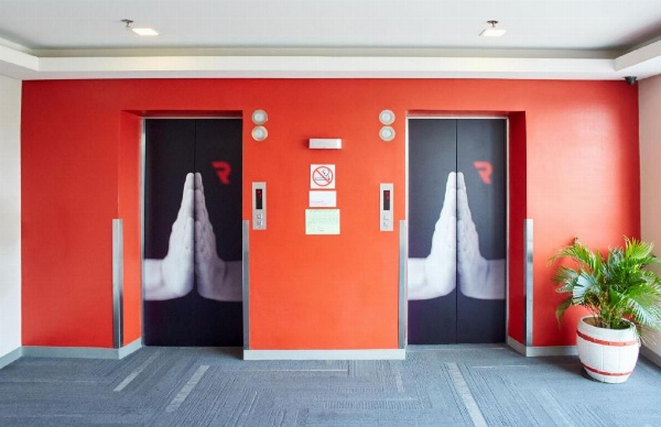 Red Planet Manila Aseana City image 18