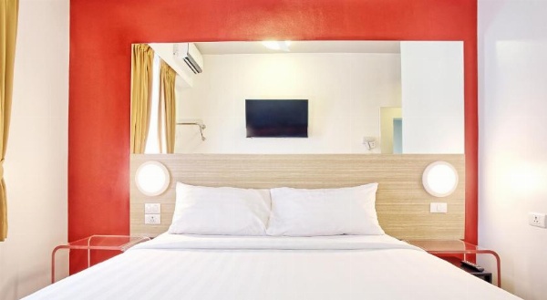 Red Planet Manila Aseana City image 31