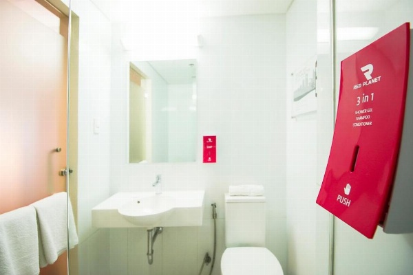 Red Planet Manila Aseana City image 37